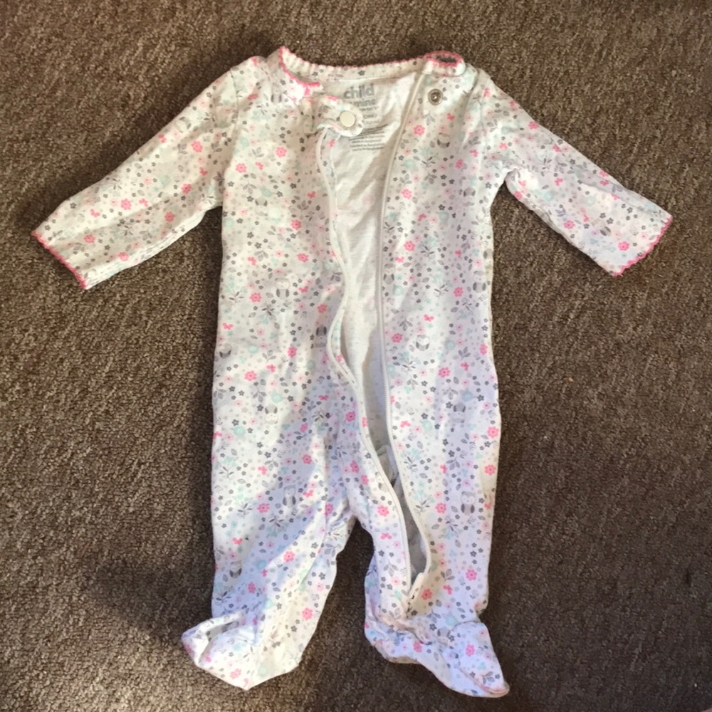 2 piece newborn pajama onesie bundle!